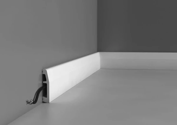 SX125 Orac Decor trwała listwa przypodłogowa - ozdobne listwy Orac Decor