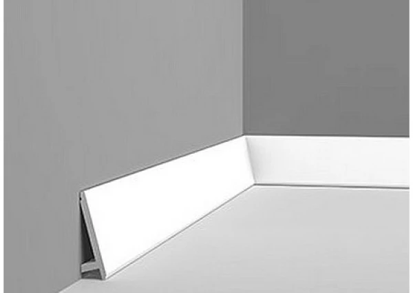 Listwa przypodłogowa SX179 DIAGONAL Orac Decor - trwała listwa ukośna